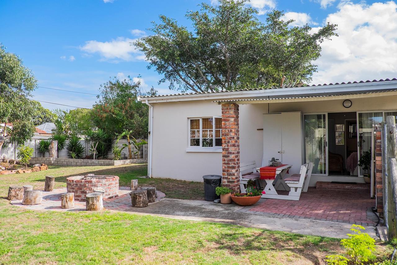 The Garden Cottage On 140 Fordyce Puerto Elizabeth Exterior foto